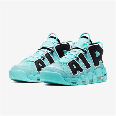 nike sneakers uptempo